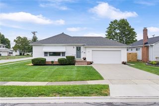 1709 Alcester Road, Mayfield Heights, OH 44124
