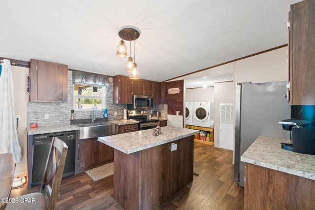 1764 Clayton Road, Chipley, FL 32428