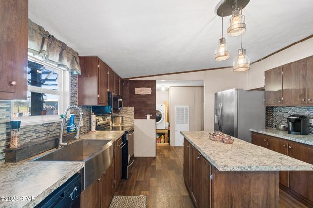 1764 Clayton Road, Chipley, FL 32428