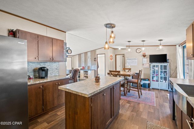 1764 Clayton Road, Chipley, FL 32428