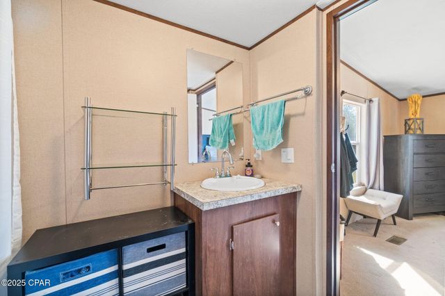 1764 Clayton Road, Chipley, FL 32428