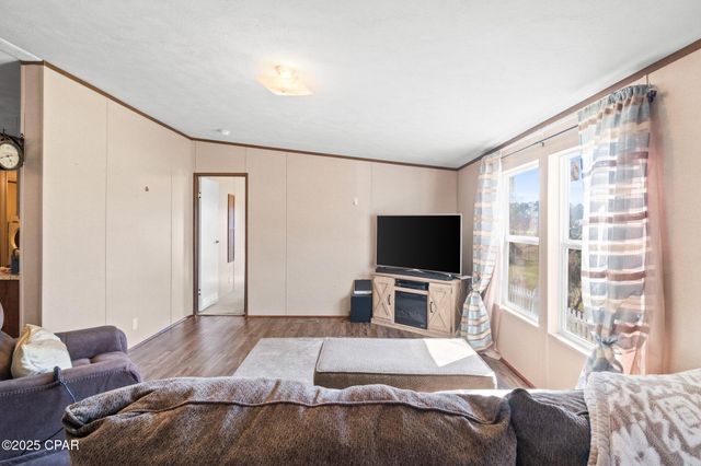 1764 Clayton Road, Chipley, FL 32428