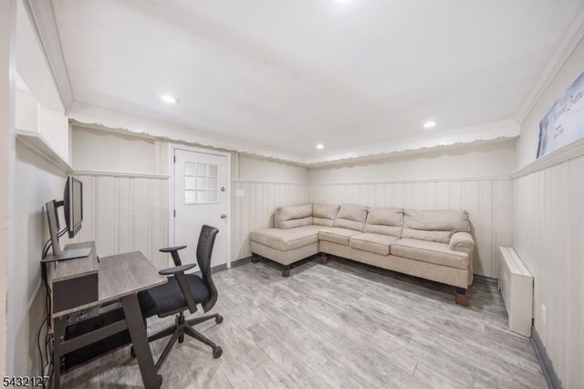 137 Lakeside Blvd, Hopatcong Boro, NJ 07843