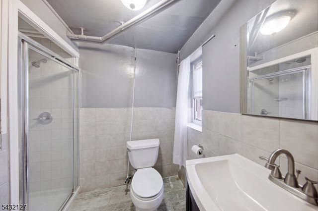 137 Lakeside Blvd, Hopatcong Boro, NJ 07843