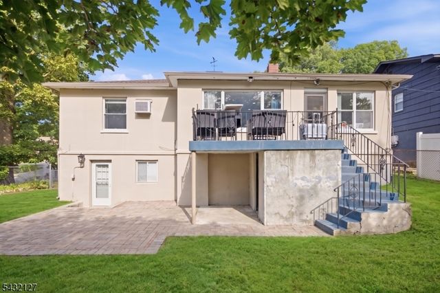 137 Lakeside Blvd, Hopatcong Boro, NJ 07843