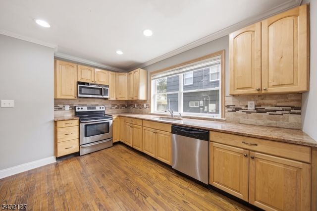137 Lakeside Blvd, Hopatcong Boro, NJ 07843