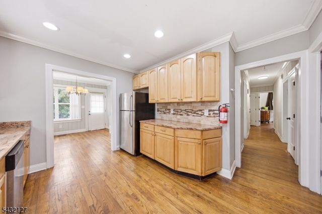 137 Lakeside Blvd, Hopatcong Boro, NJ 07843