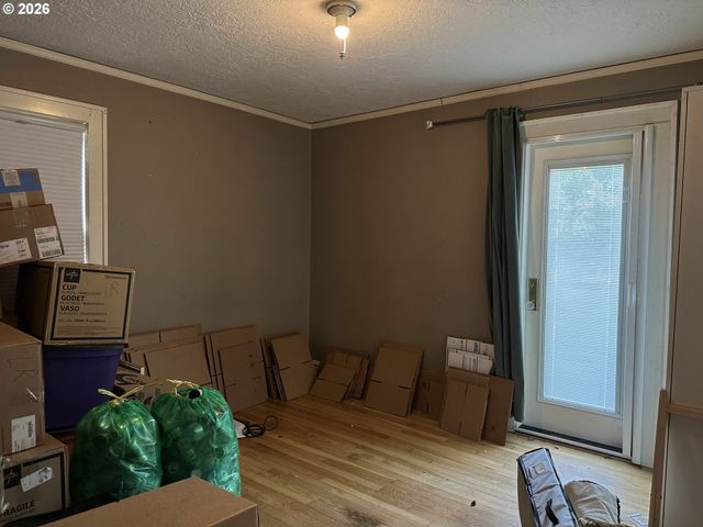 4329 Se Windsor Ct, Portland, OR 97206