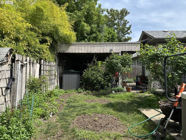 4329 Se Windsor Ct, Portland, OR 97206