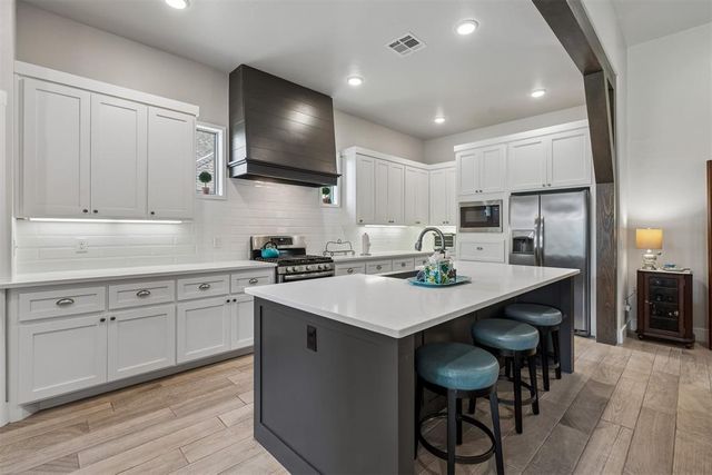2408 Semillon Way, Edmond, OK 73012