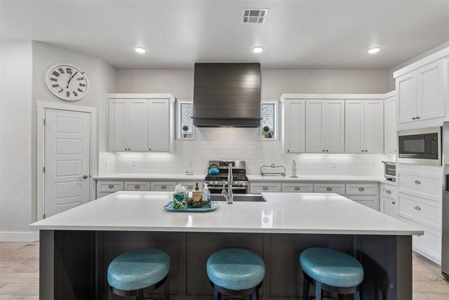 2408 Semillon Way, Edmond, OK 73012