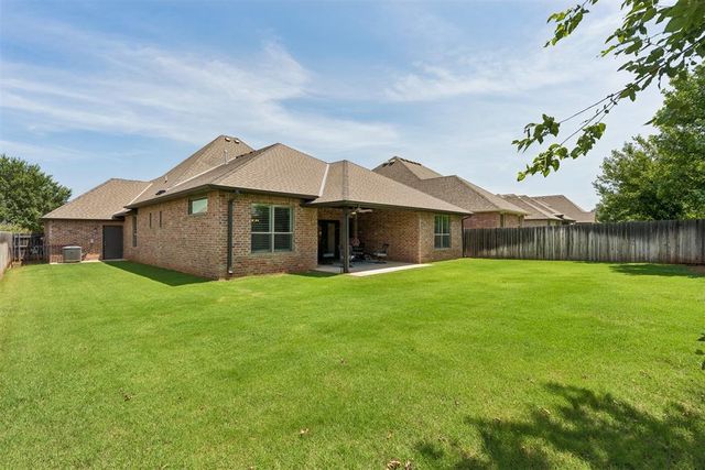 2408 Semillon Way, Edmond, OK 73012
