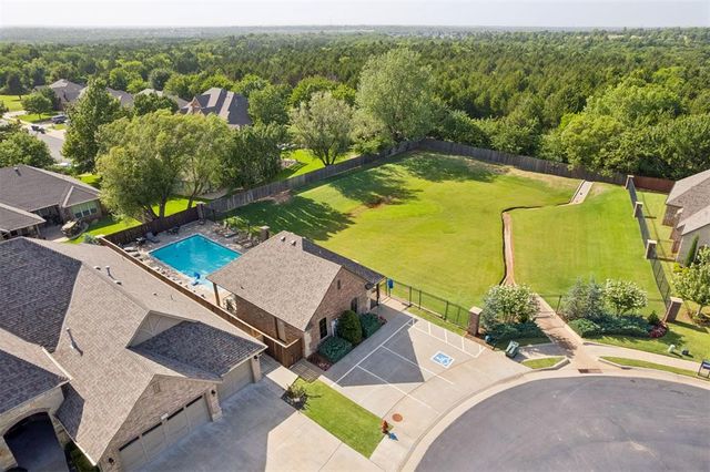 2408 Semillon Way, Edmond, OK 73012