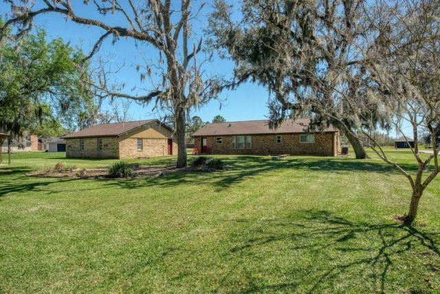 2520 County Road 582, Brazoria, TX 77422