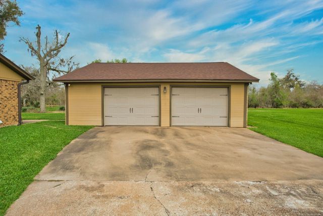 2520 County Road 582, Brazoria, TX 77422