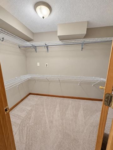 1894 Minnehaha Avenue E, Saint Paul, MN 55119