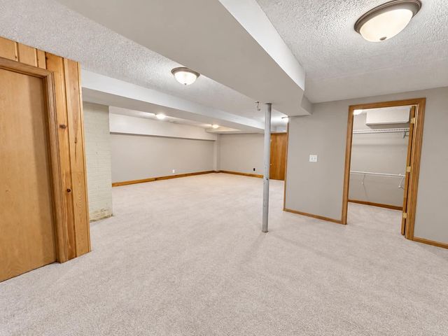 1894 Minnehaha Avenue E, Saint Paul, MN 55119