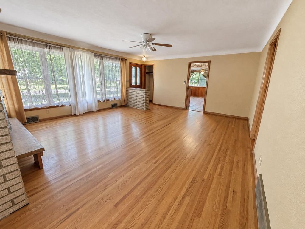 1894 Minnehaha Avenue E, Saint Paul, MN 55119 — photo 4