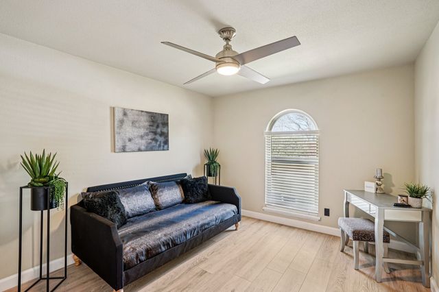 622 Roaming Road Drive, Allen, TX 75002