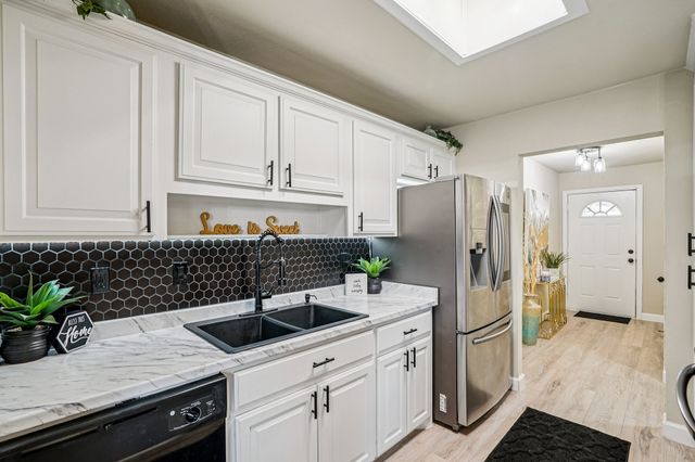 622 Roaming Road Drive, Allen, TX 75002