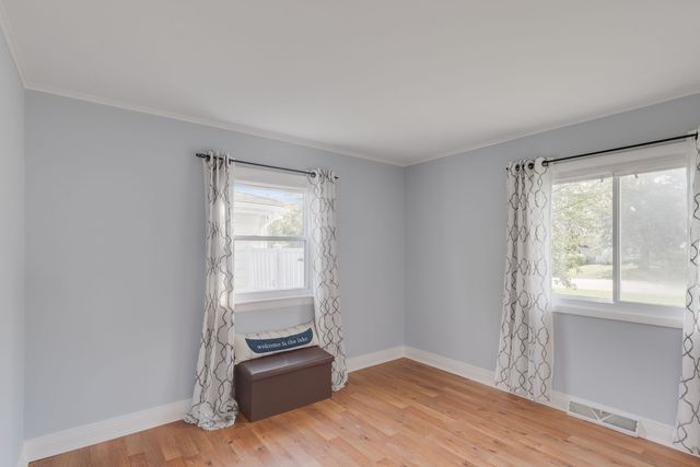 188 Oakwood Drive, Antioch, IL 60002