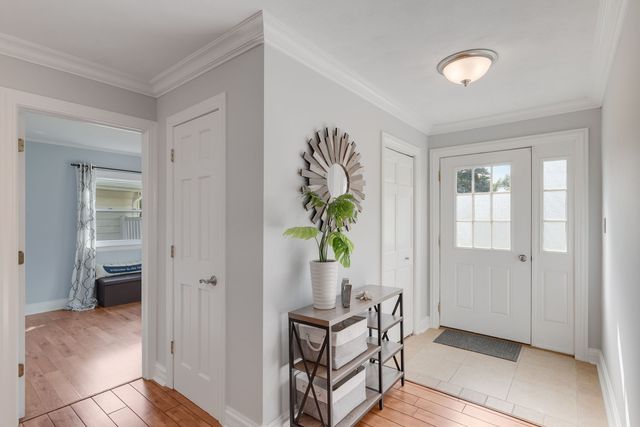 188 Oakwood Drive, Antioch, IL 60002