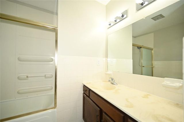 520 Thomas Drive, Platte City, MO 64079