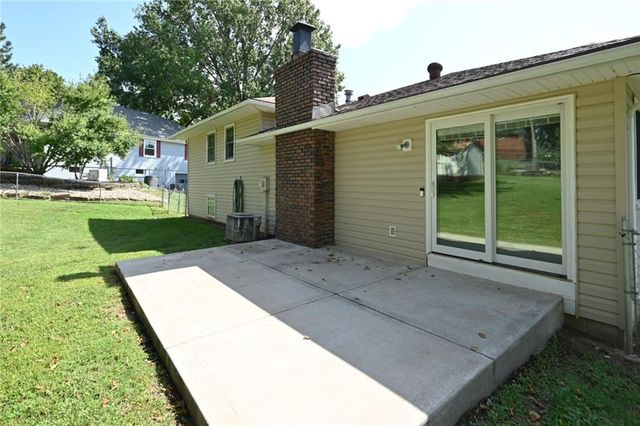 520 Thomas Drive, Platte City, MO 64079