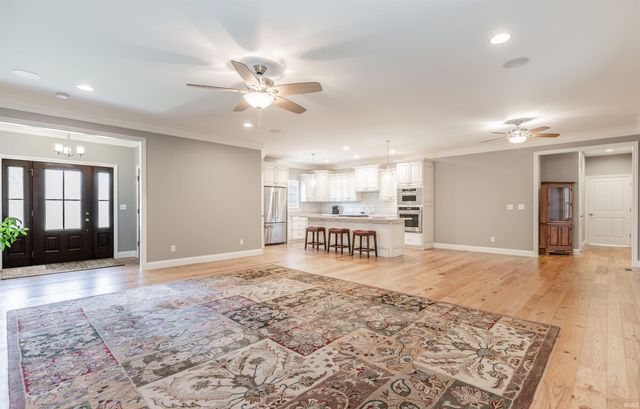 845 Gabriel Drive, Evansville, IN 47725