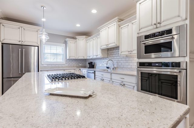 845 Gabriel Drive, Evansville, IN 47725