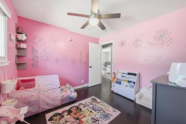 4216 S 89th STREET, Greenfield, WI 53228