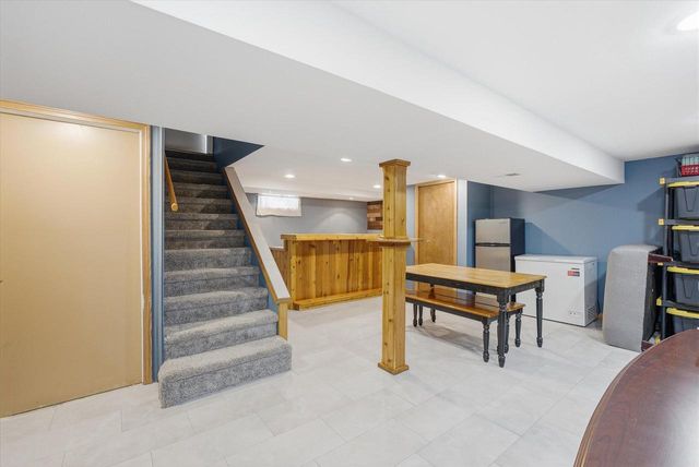 4216 S 89th STREET, Greenfield, WI 53228