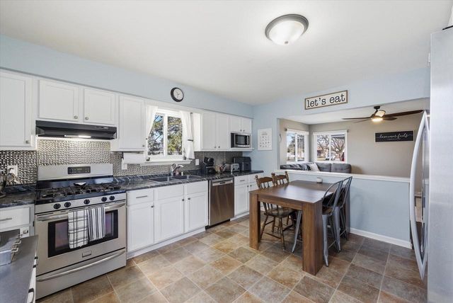 4216 S 89th STREET, Greenfield, WI 53228