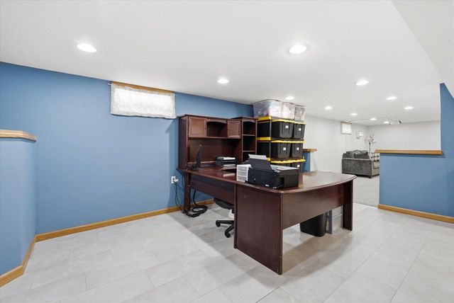 4216 S 89th STREET, Greenfield, WI 53228