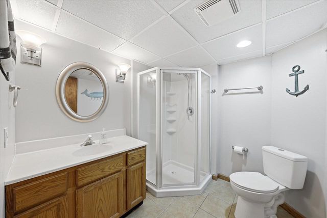 4216 S 89th STREET, Greenfield, WI 53228