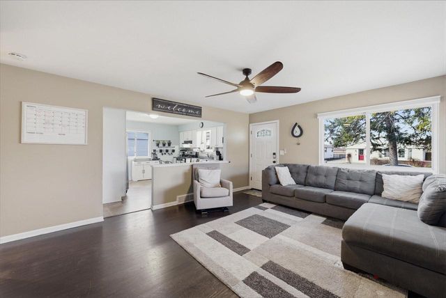 4216 S 89th STREET, Greenfield, WI 53228