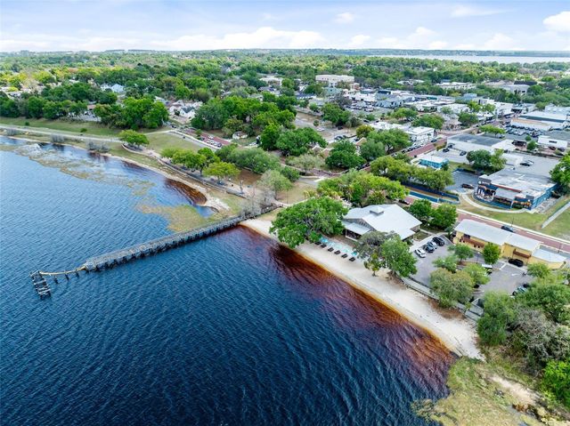 9482 OGLETHORPE DRIVE, Groveland, FL 34736