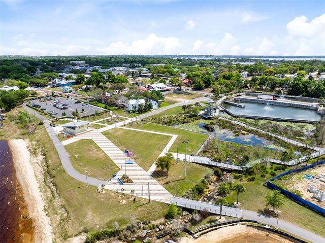 9482 OGLETHORPE DRIVE, Groveland, FL 34736