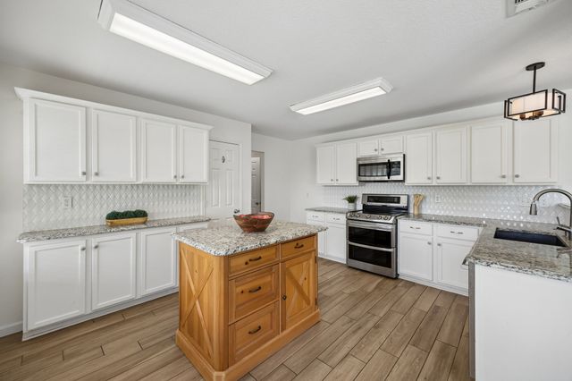 14053 Lost Spurs Road, Fort Worth, TX 76262