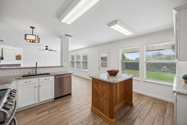 14053 Lost Spurs Road, Fort Worth, TX 76262