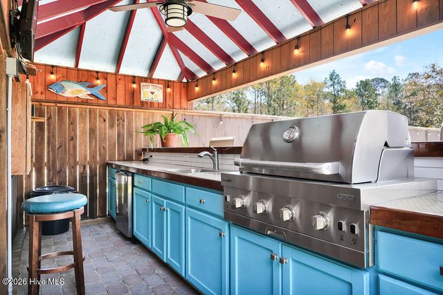 5207 White Ibis Court, Southport, NC 28461