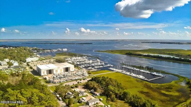 5207 White Ibis Court, Southport, NC 28461