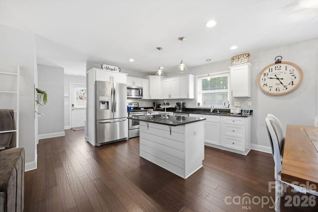 104 Sunset Drive, Rockwell, NC 28138
