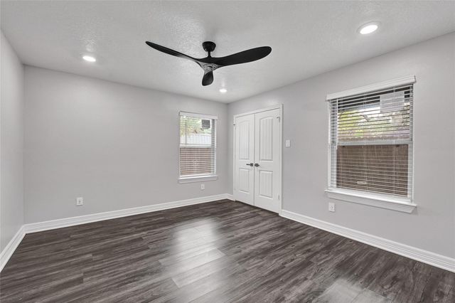 1811 Oriole Drive, League City, TX 77573