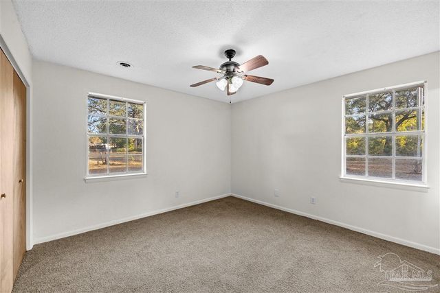 6127 Cherokee Dr, Milton, FL 32570