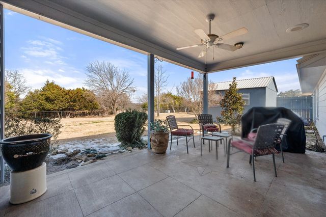 1917 Bentwater Parkway, Granbury, TX 76049