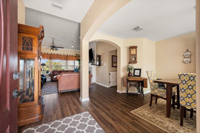 1917 Bentwater Parkway, Granbury, TX 76049