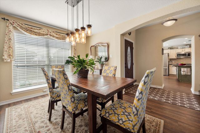 1917 Bentwater Parkway, Granbury, TX 76049