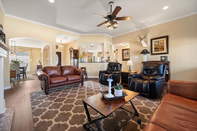 1917 Bentwater Parkway, Granbury, TX 76049