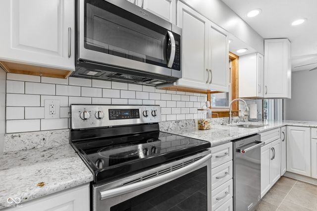 1260 W 275 N, Lebanon, IN 46052